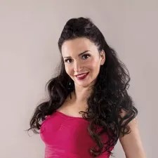 Senay Duzcu: Drama T�rkin