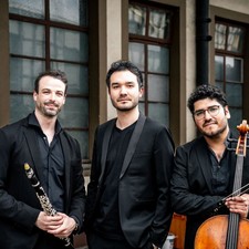 Bawandi Trio