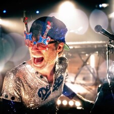 Elton and the Joels in concert / Foto: © ROG-VONMARO Elton and the Joels in concert